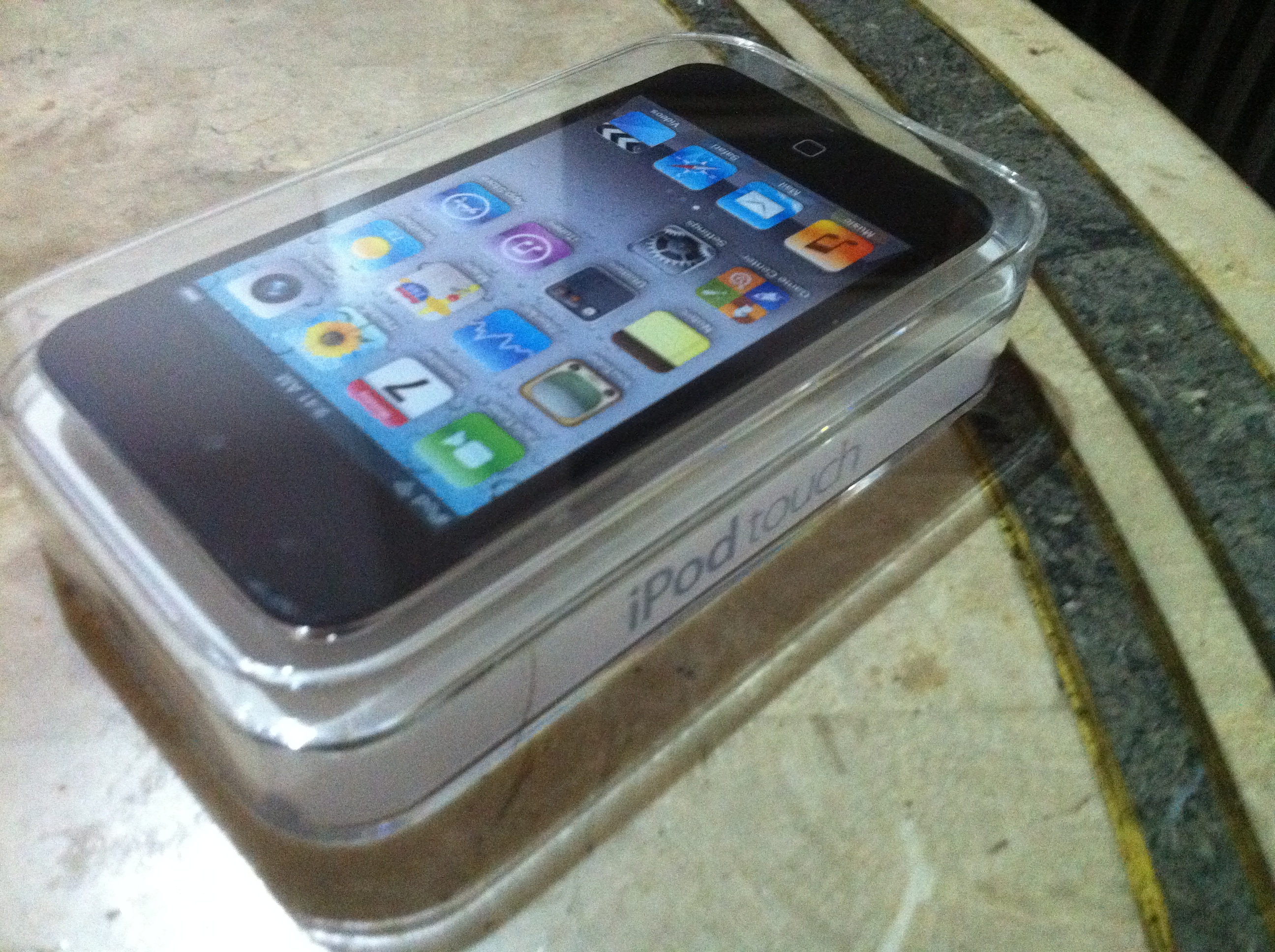 俺様ブログ（パート2）: iPod touch を電話として使えるのはやっぱSugeeな