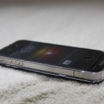 iPhone4 exolifeバッテリーケース　クリアバンパー設置